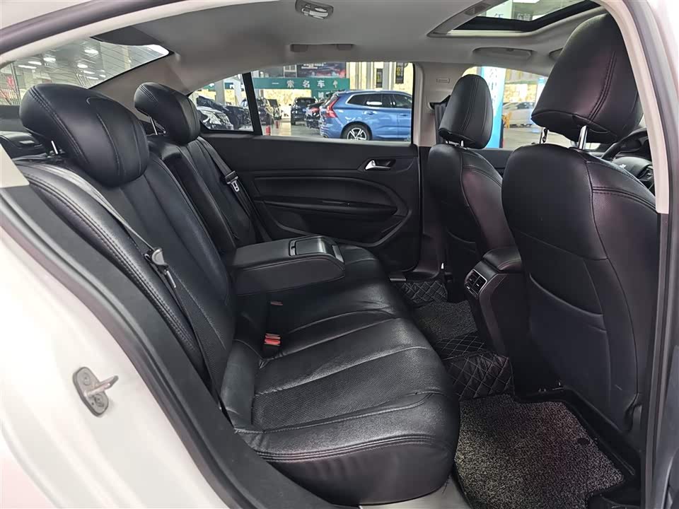 Peugeot 408 Peugeot 408