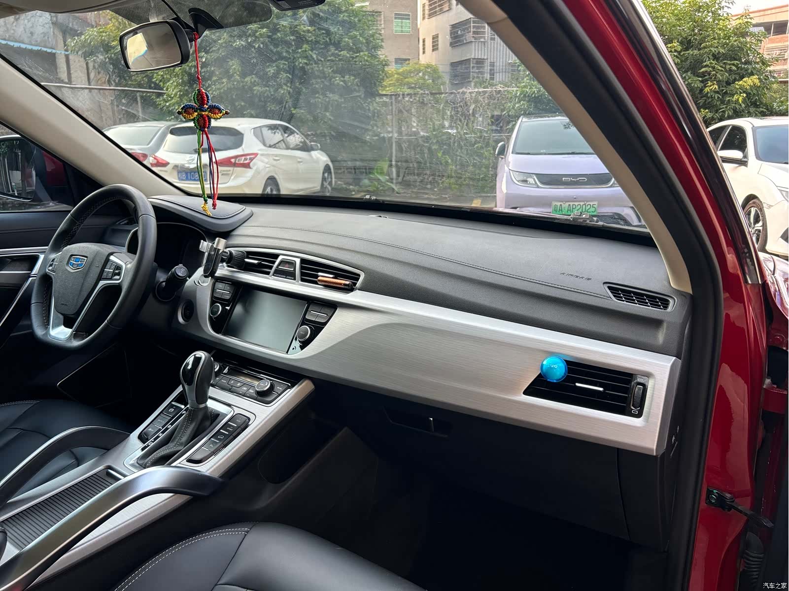 Geely Boyue, 2017 32