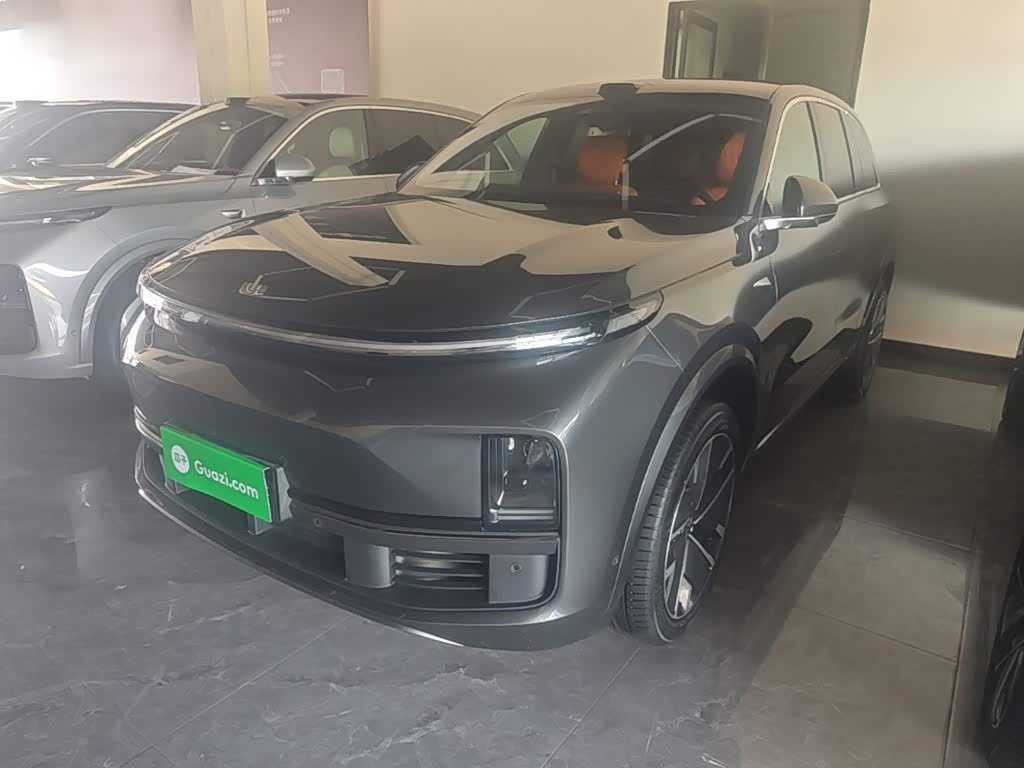 Li Auto L8