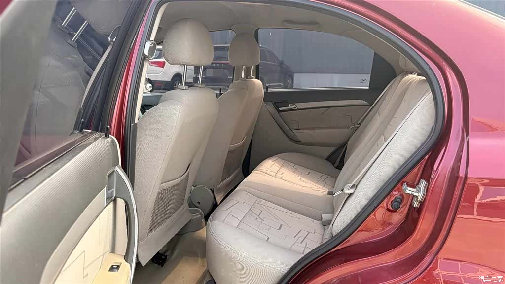 Chevrolet 1.4, 2010 4