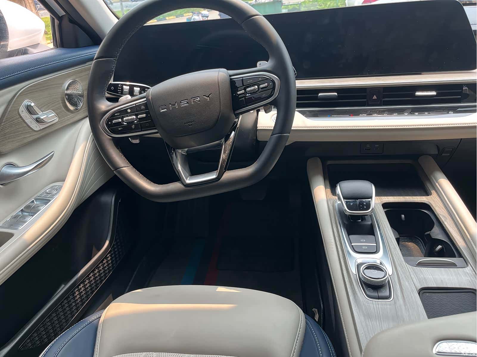 Chery Arrizo 8, 2023 все фото