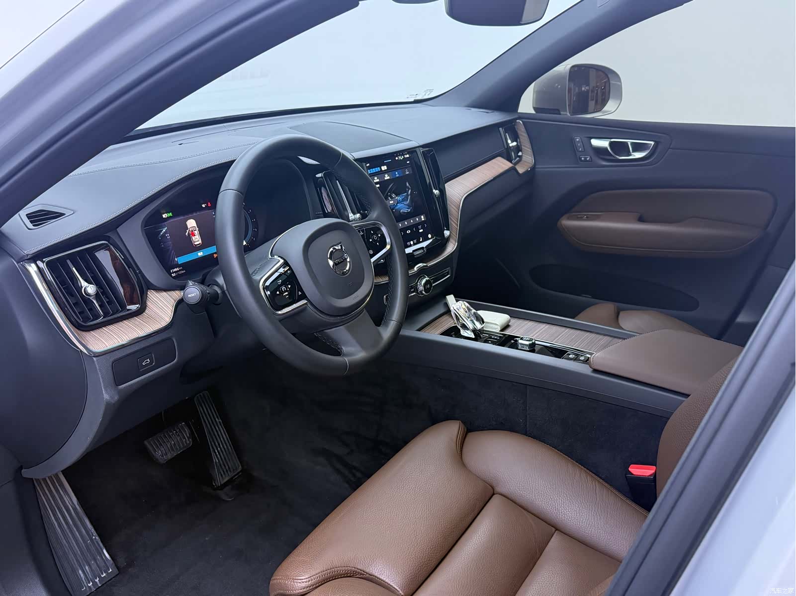 Volvo XC60, 2022 8