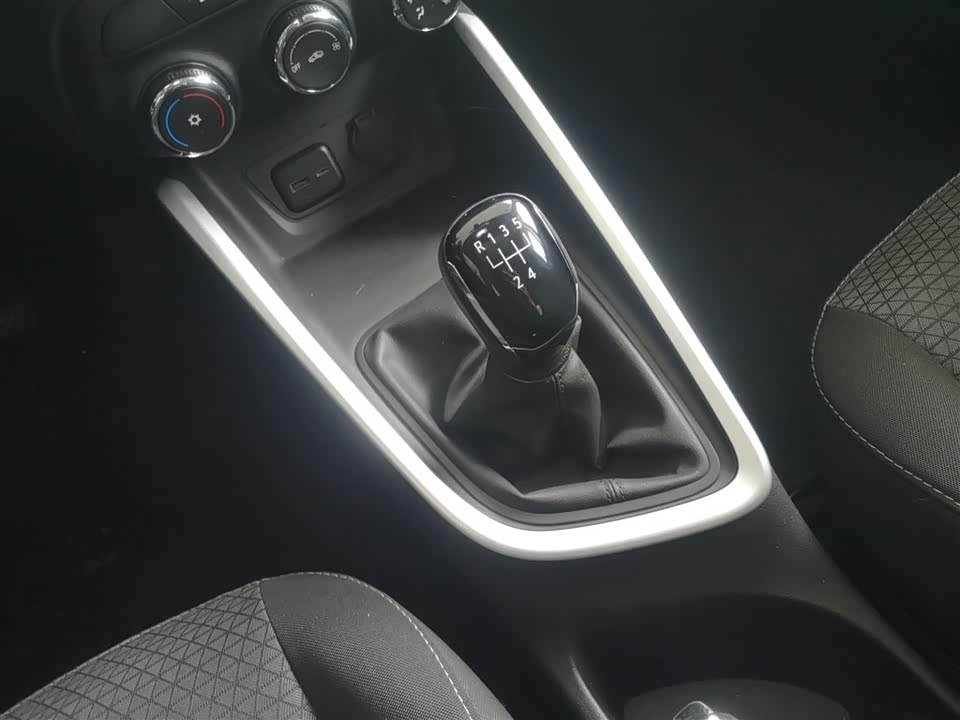 Chevrolet Kovoz