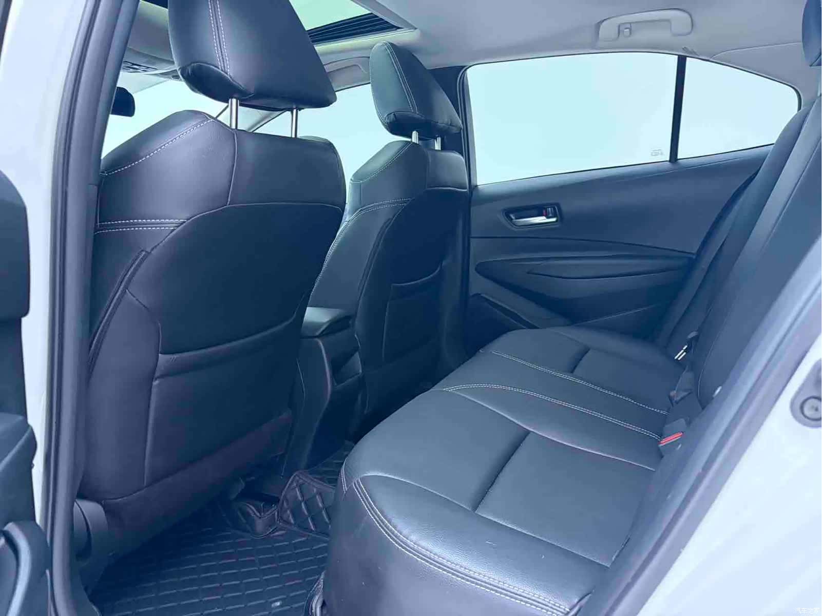 Toyota Corolla, 2023 8
