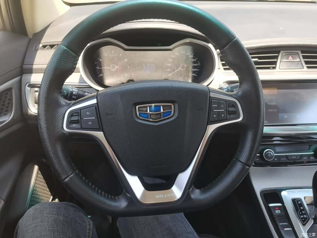 Geely Emgrand, 2017 7