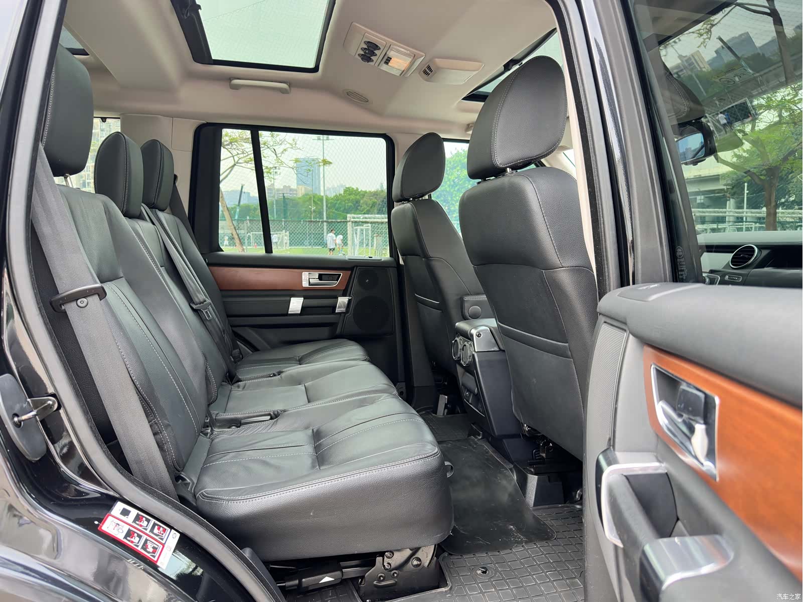 Land Rover Discovery, 2015 11