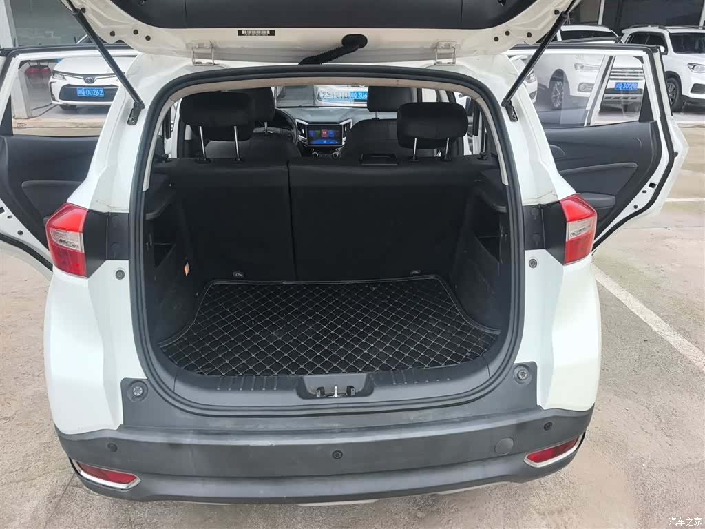 Changan CS15, 2016 19