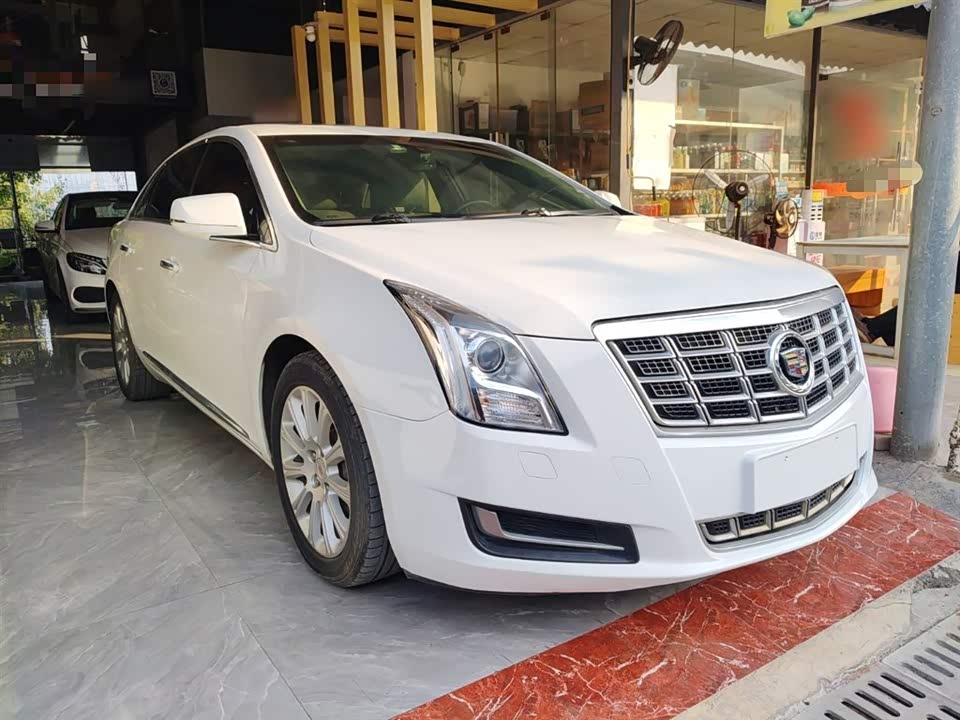 Cadillac XTS