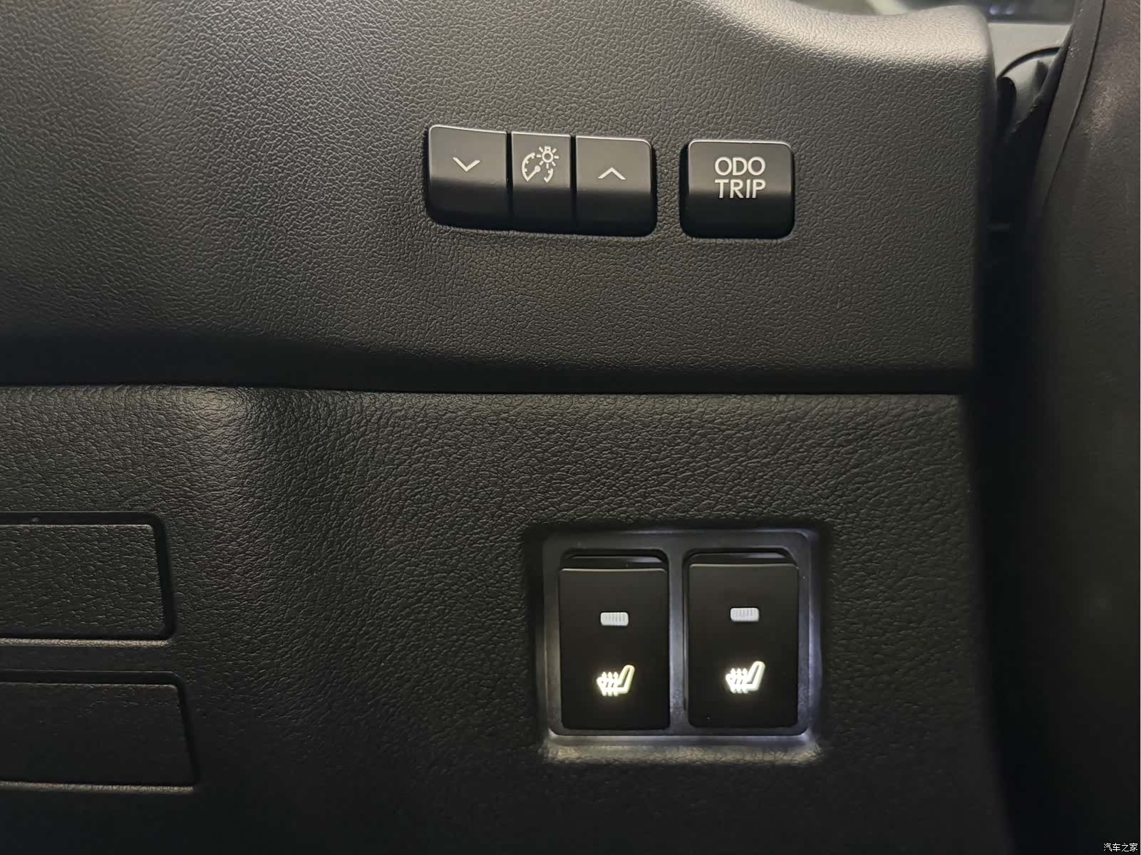 Lexus NX, 2018 12