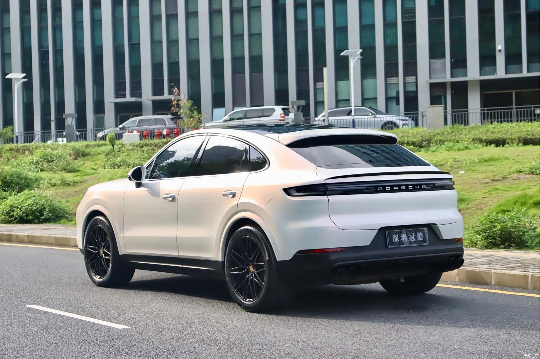 Porsche Cayenne, 2025 6