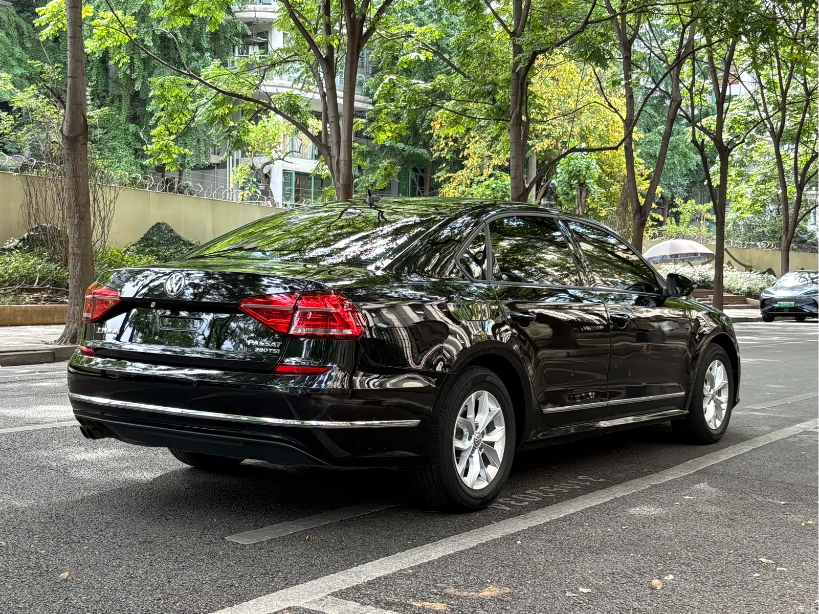 Volkswagen Passat, 2018 13