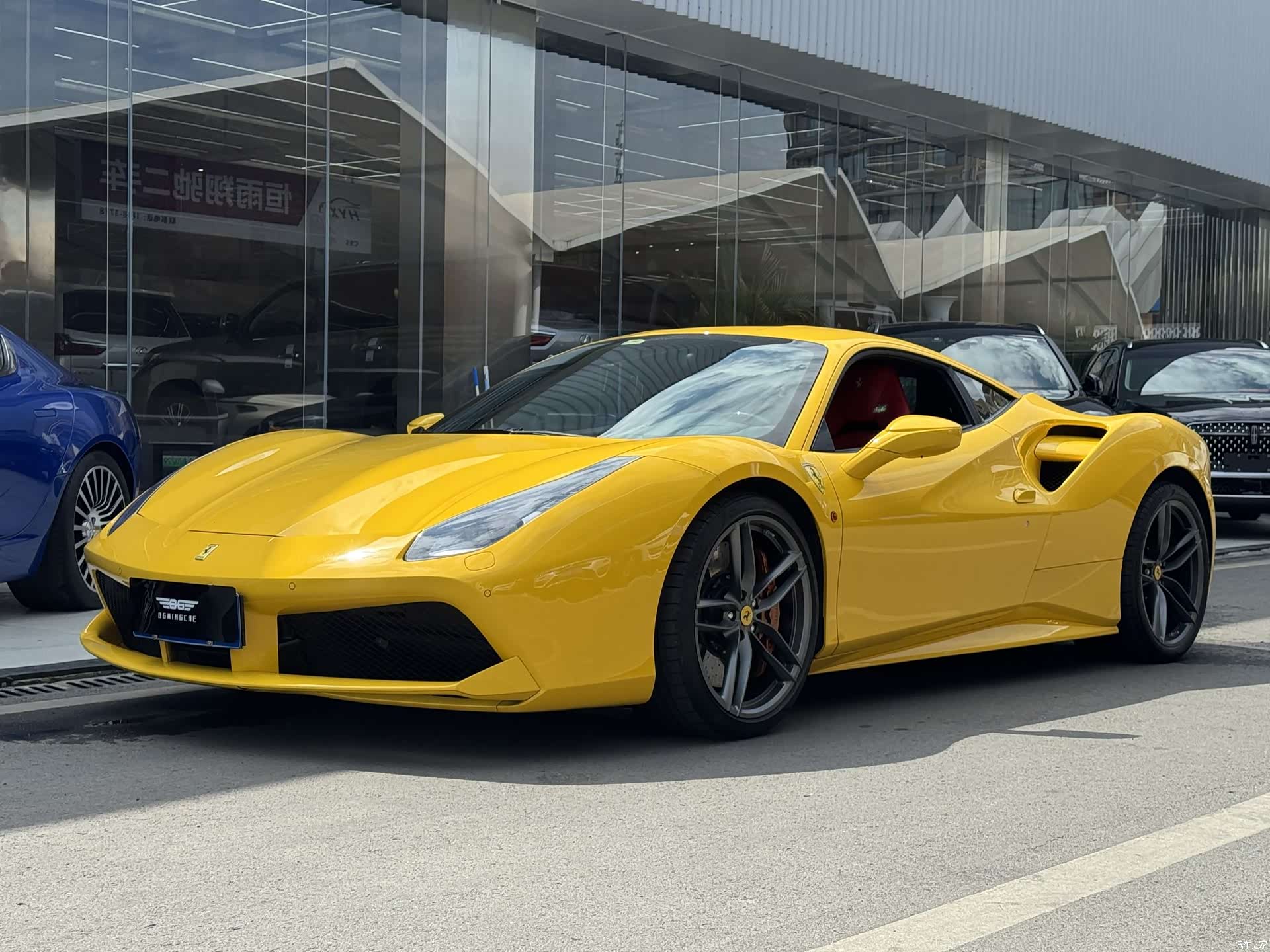 Ferrari 488, 2017 1