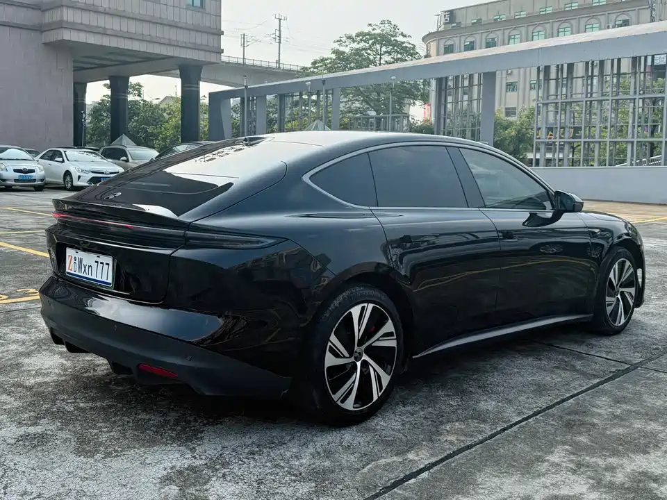 NIO ET5 NIO ET5