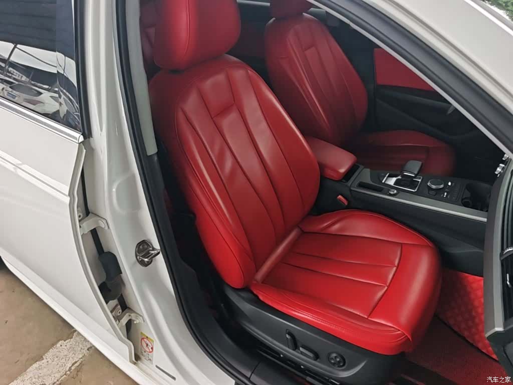 Audi A4L, 2019 25