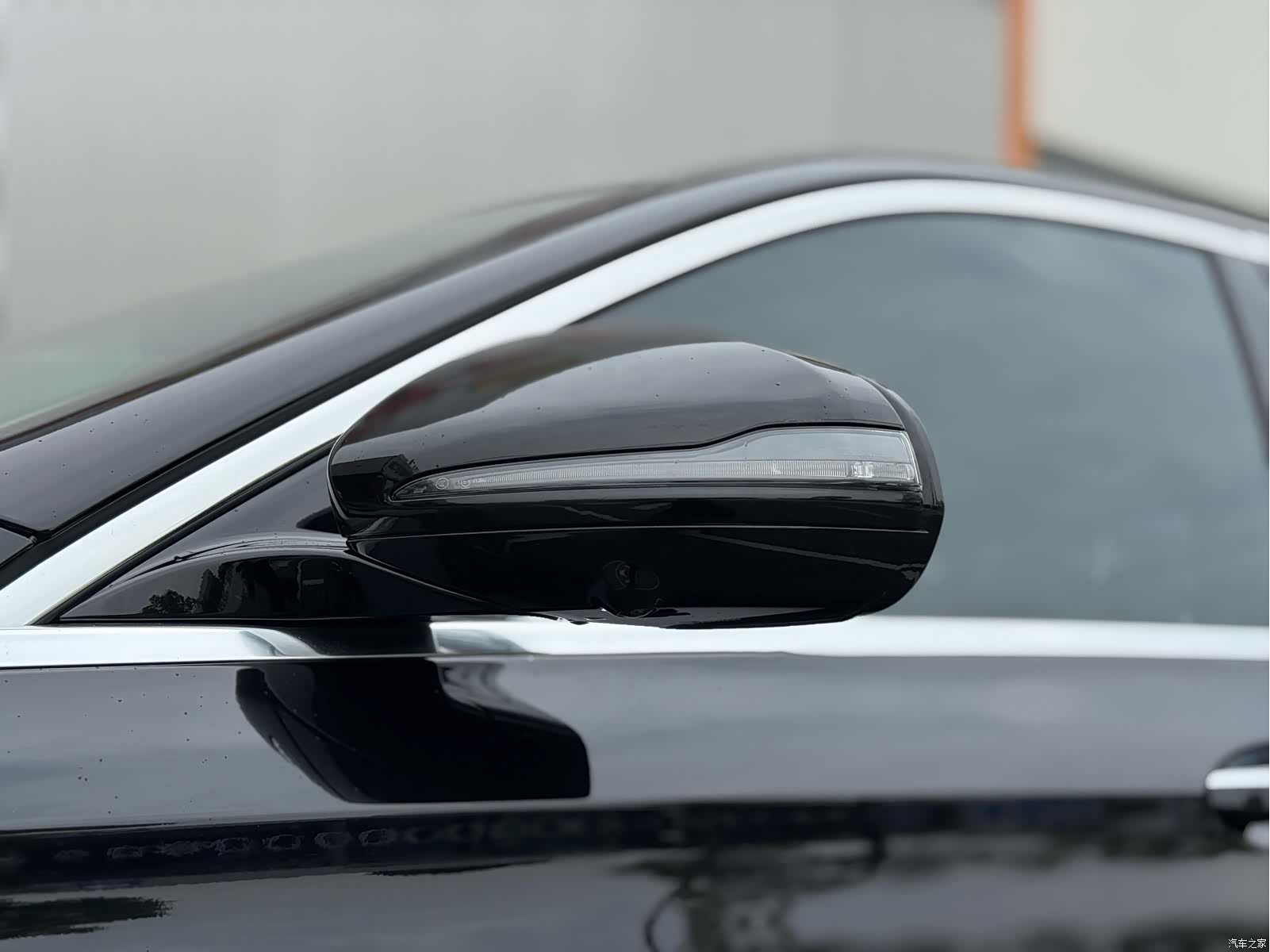 Mercedes-Benz E-Class, 2023 44
