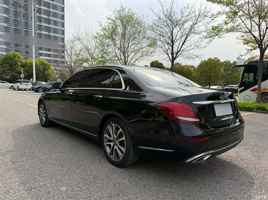 Mercedes-Benz E-Class, 2020 17
