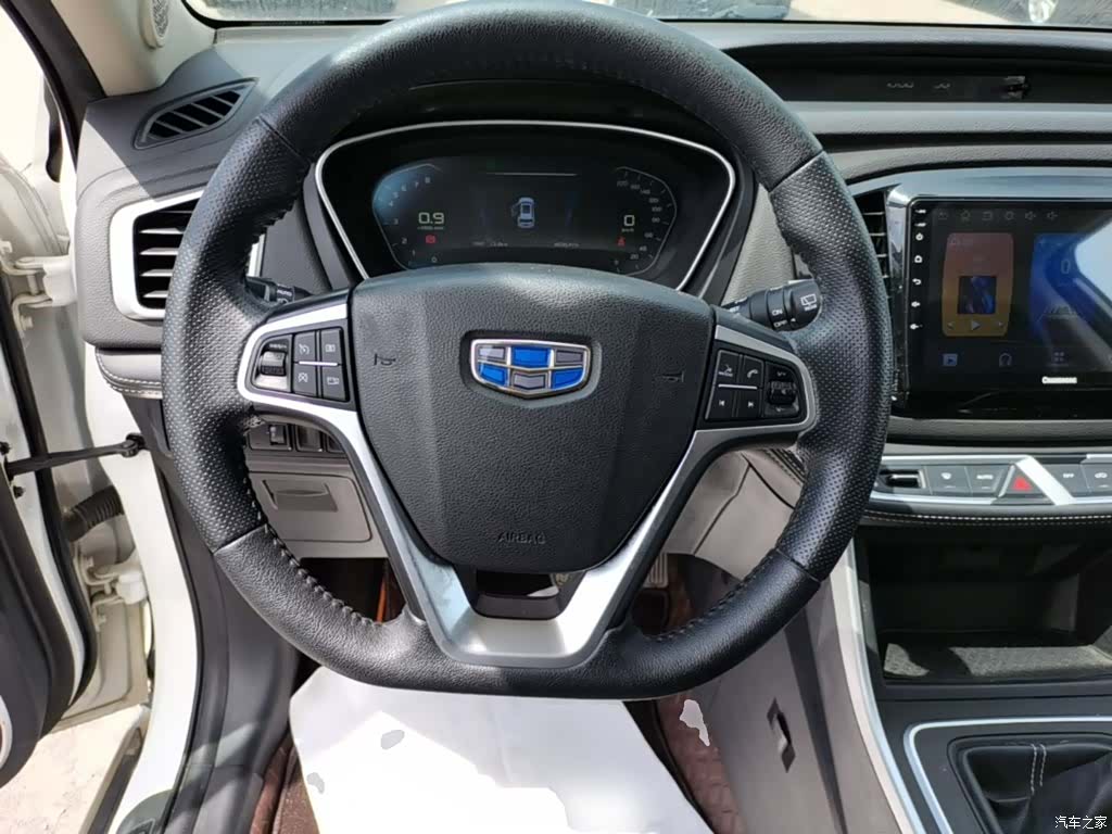 Geely X6, 2019 11