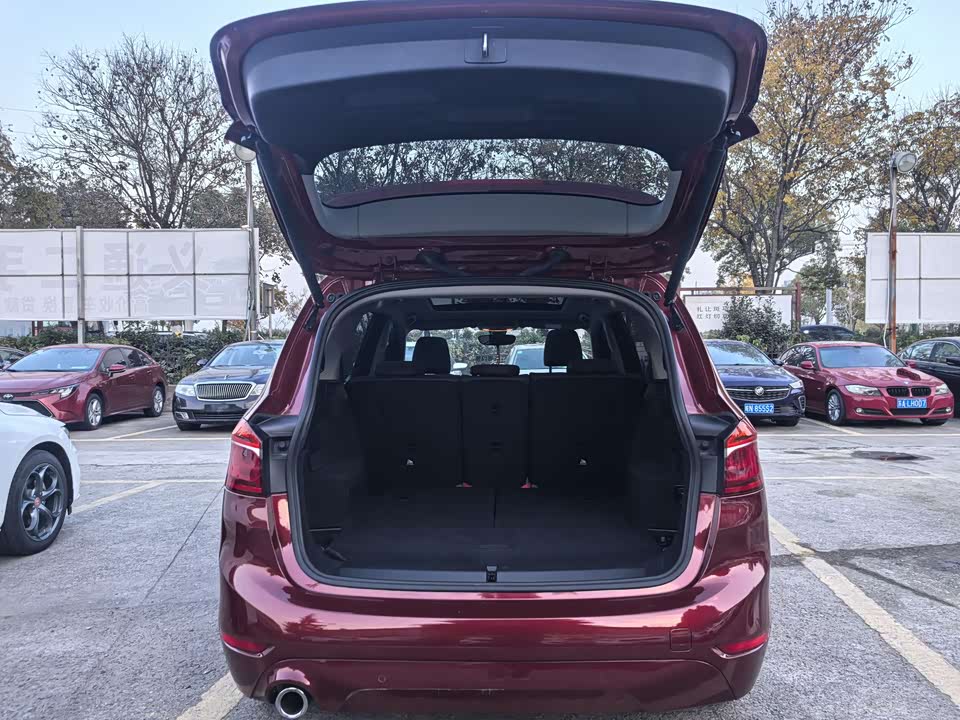 BMW 2 series multifunctional station wagon
