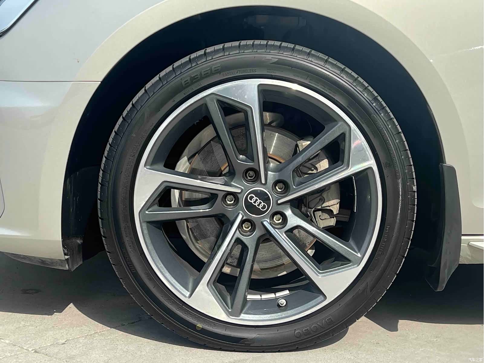 Audi A4L, 2024 6