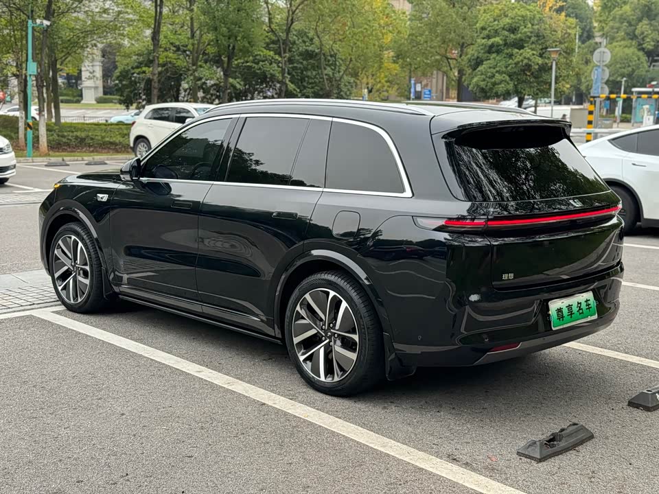 Li Auto Ideal L8