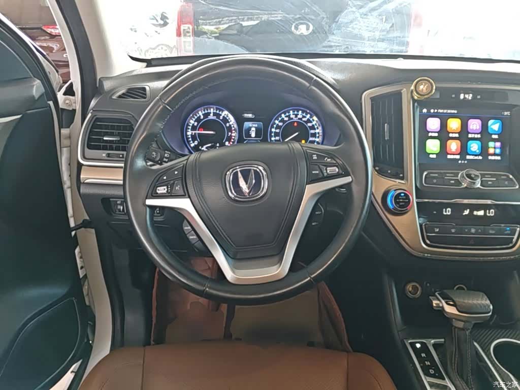 Changan CS95, 2017 11