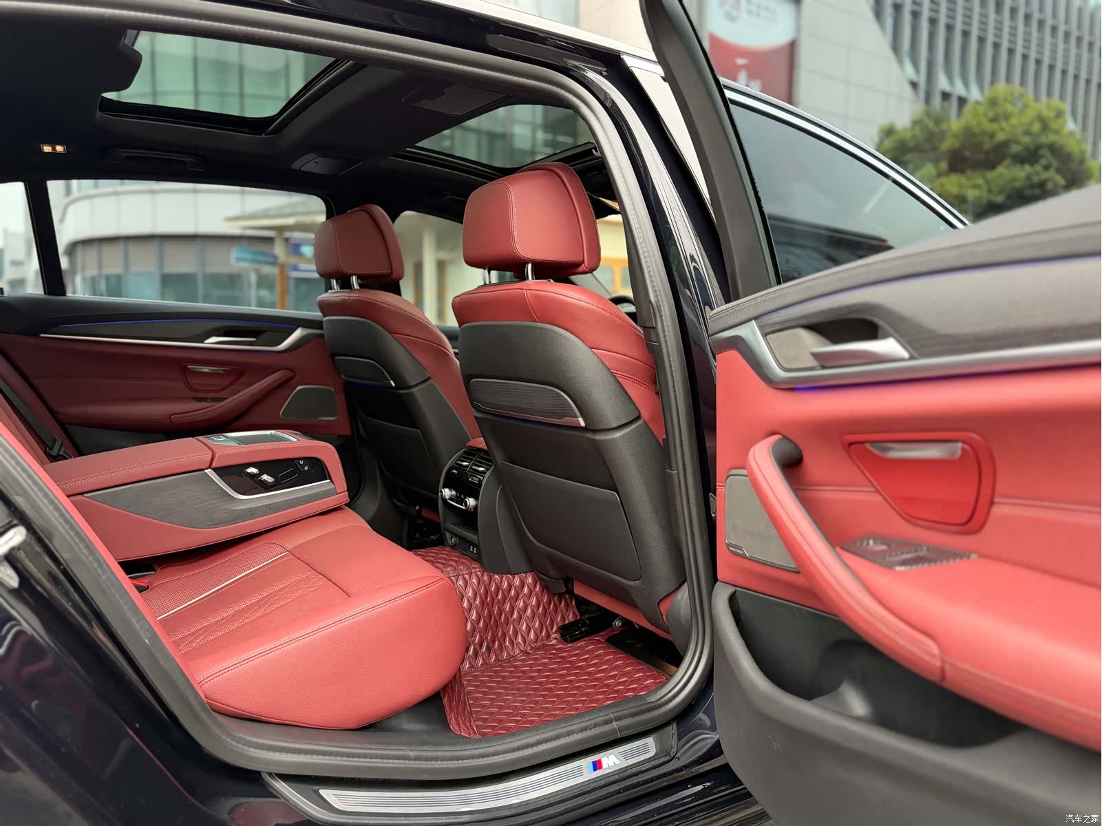 BMW 5 Series, 2022 9