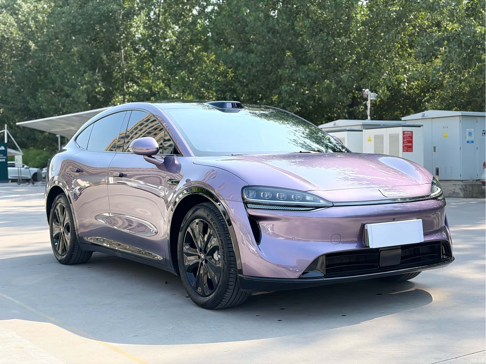 Luxeed R7, 2026 3