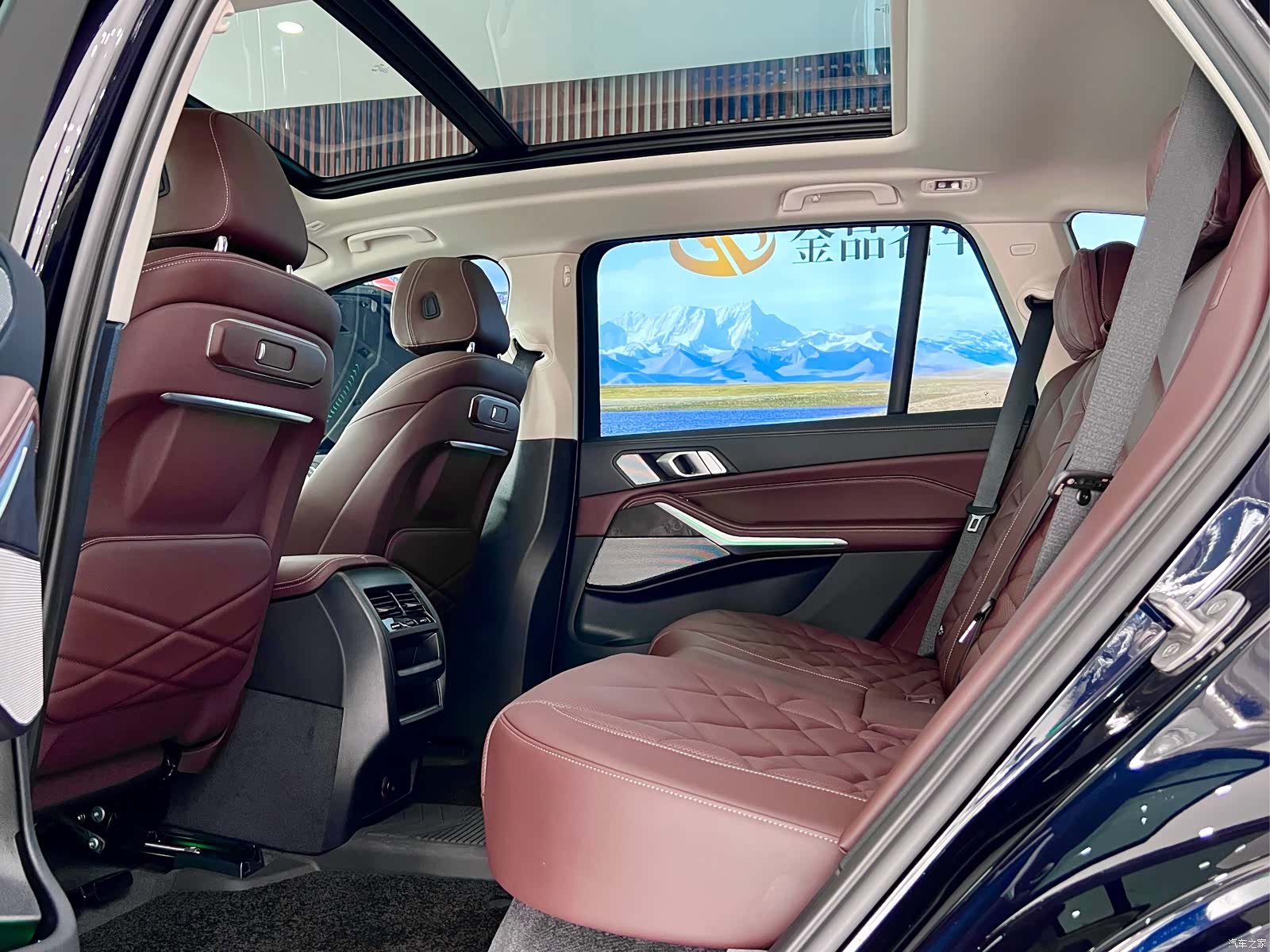 BMW X5, 2025 10