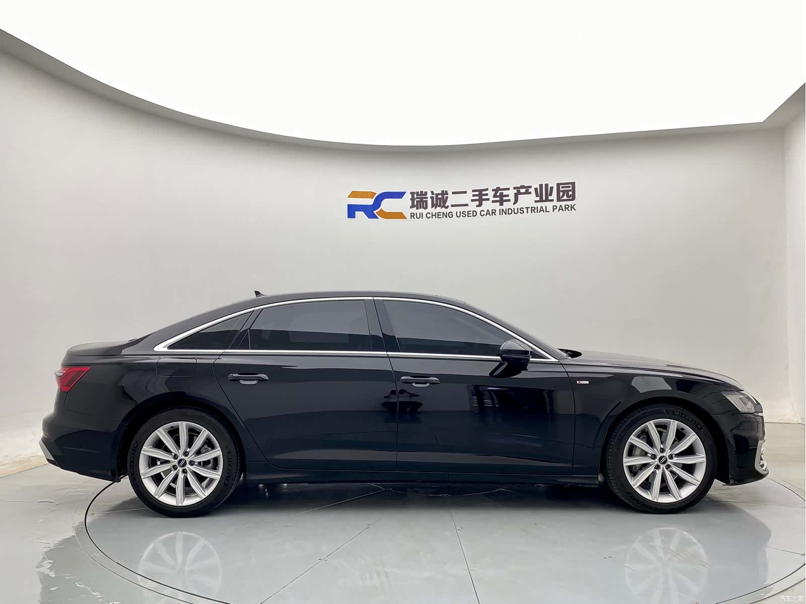 Audi A6L, 2024 4