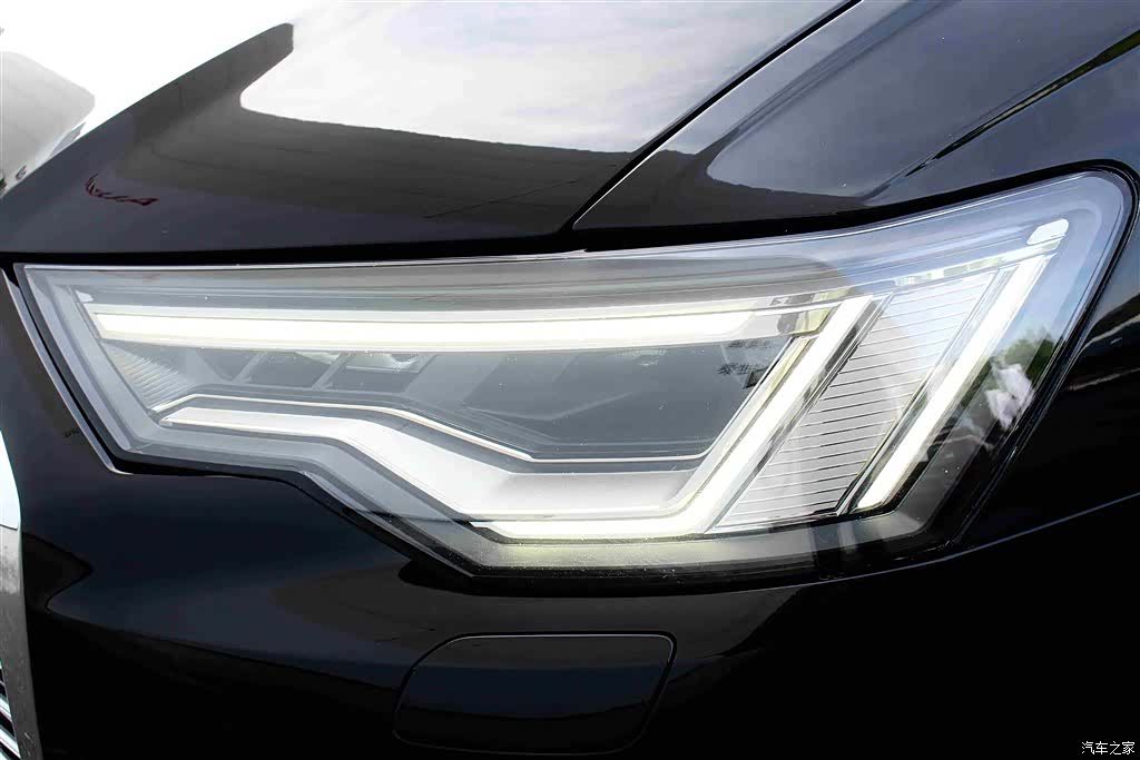 Audi A6L, 2020 все фото