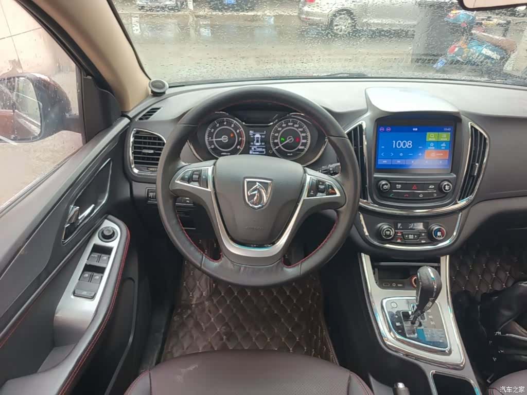 Wuling 560, 2016 11