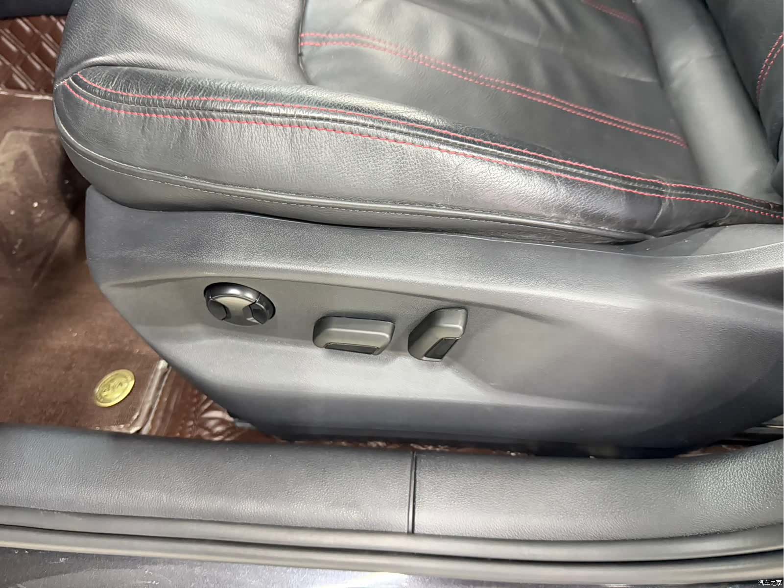 Audi Q2L, 2022 8