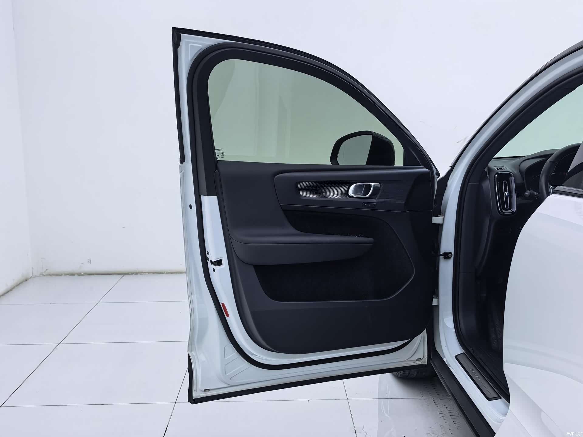Volvo XC40, 2020 21