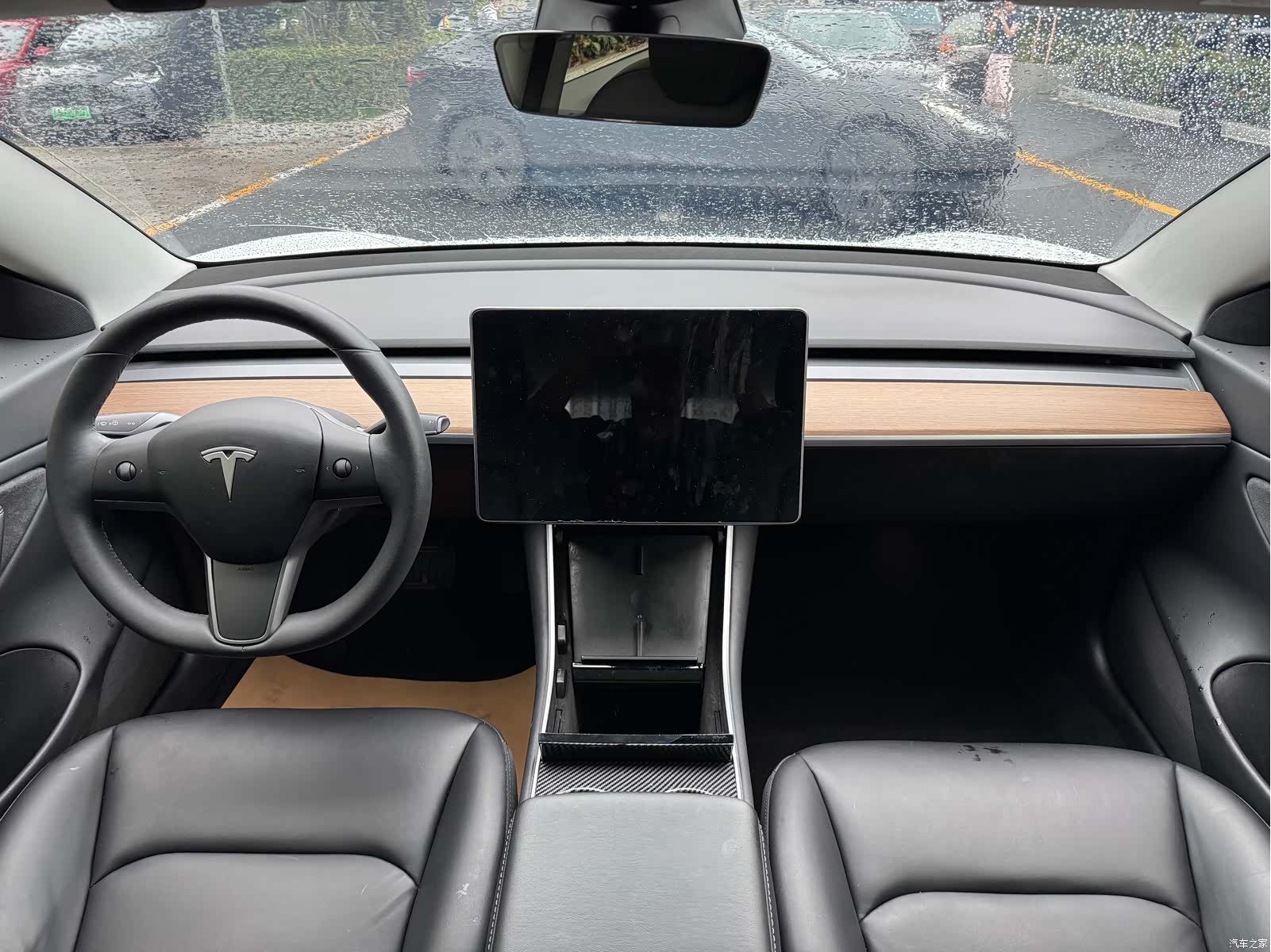 Tesla Model 3, 2019 17