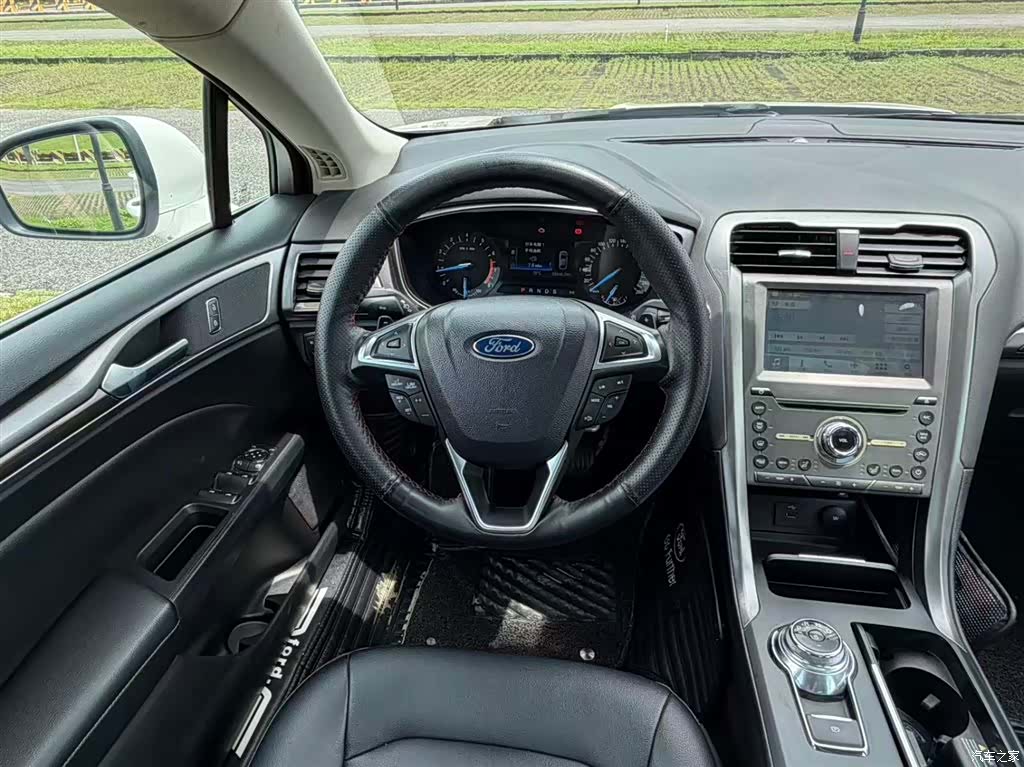 Ford Mondeo, 2020 9
