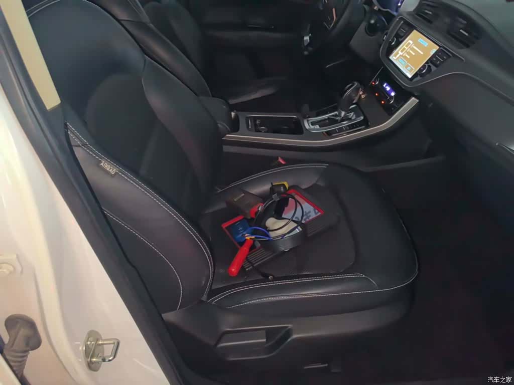 Geely Emgrand, 2017 25