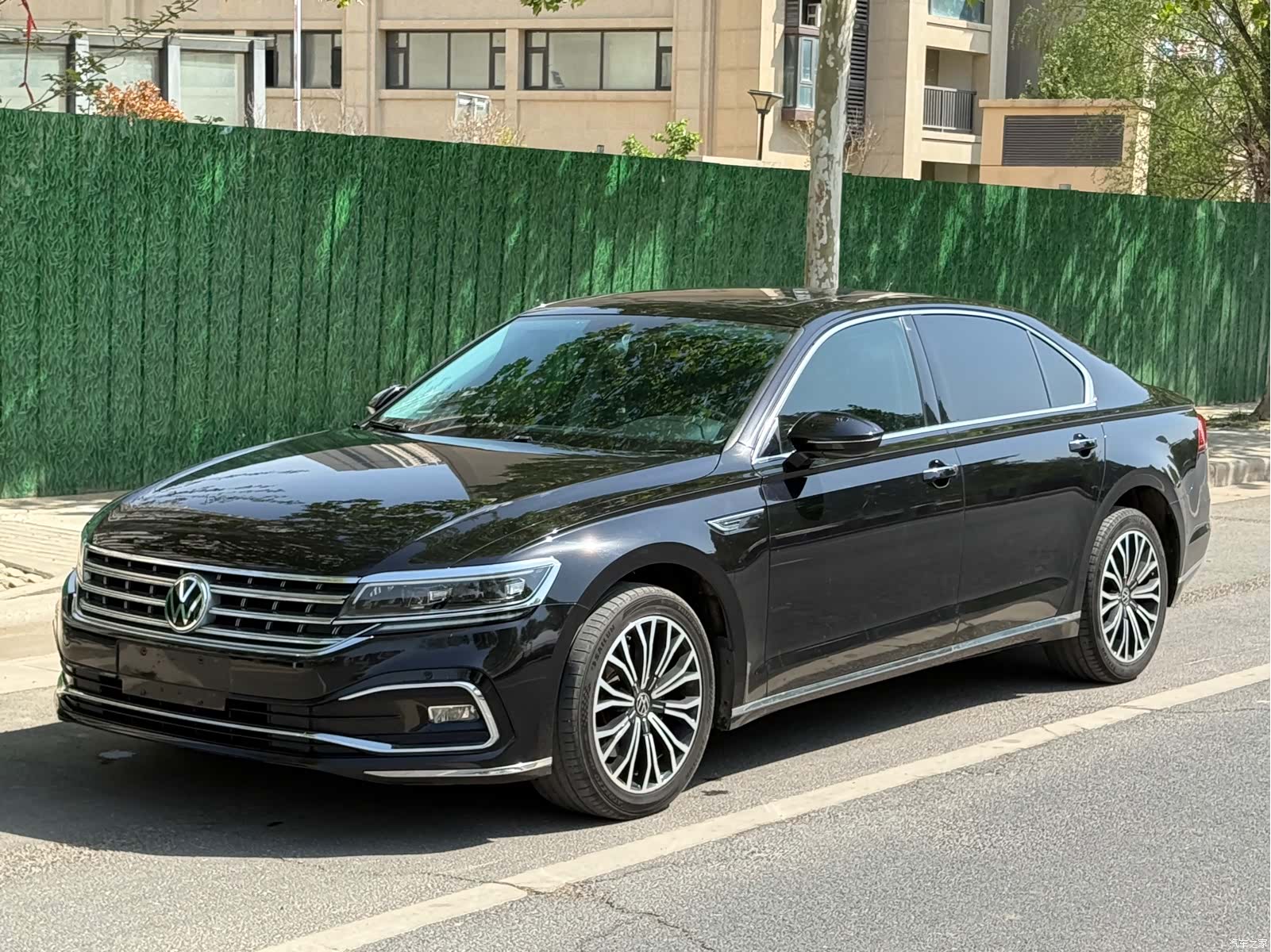 Volkswagen Phideon, 2022 1