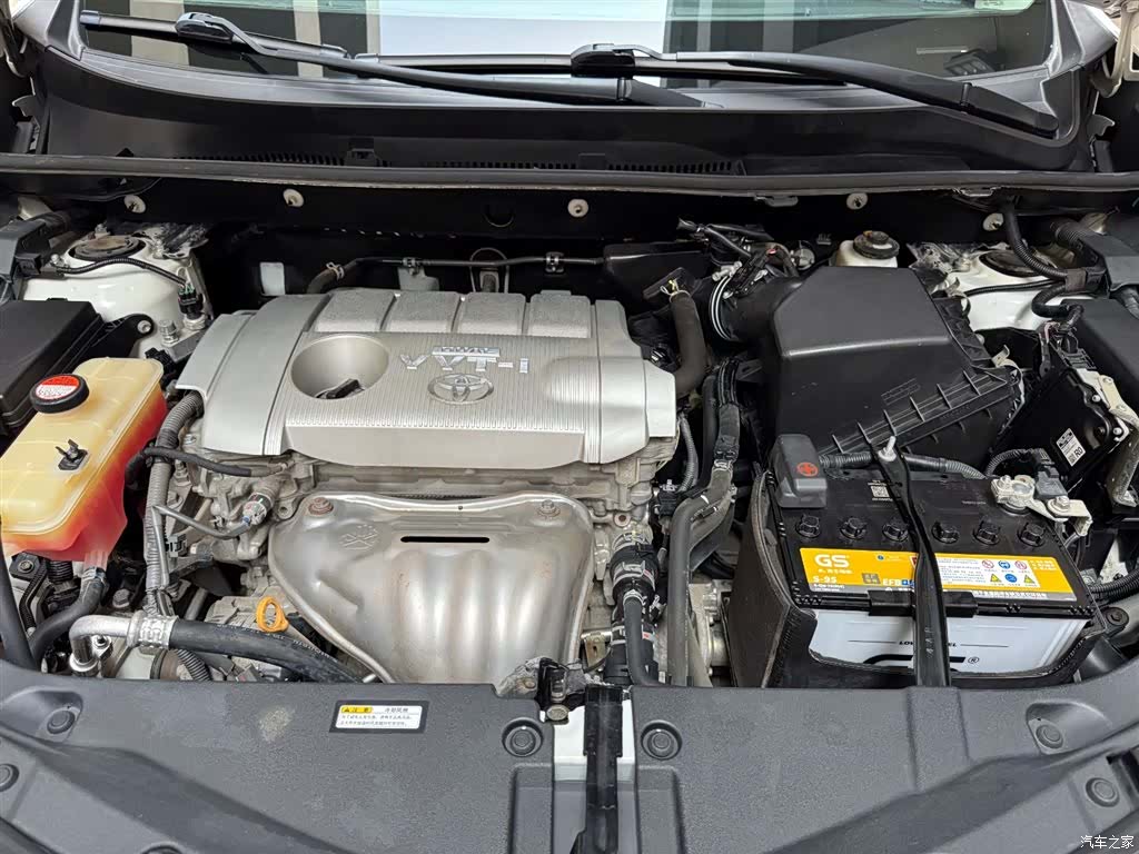 Toyota RAV4, 2017 7