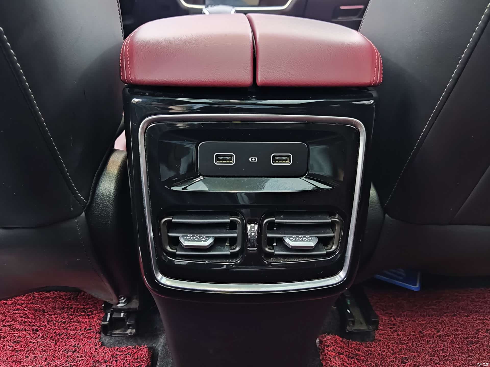 Jetour X70, 2022 10
