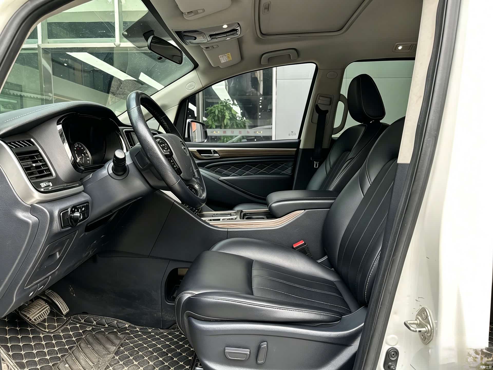 Trumpchi M8, 2020 8