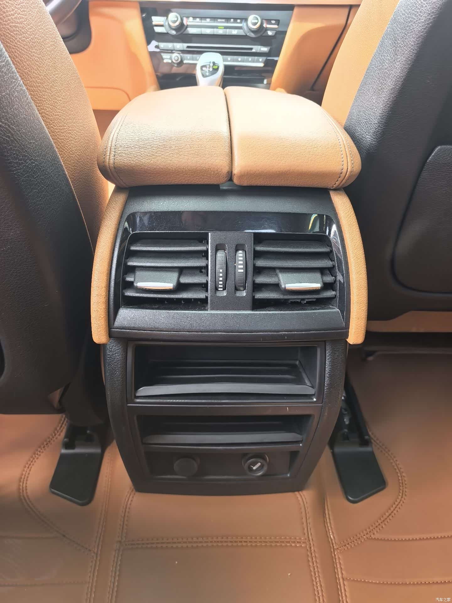 BMW X6, 2015 10
