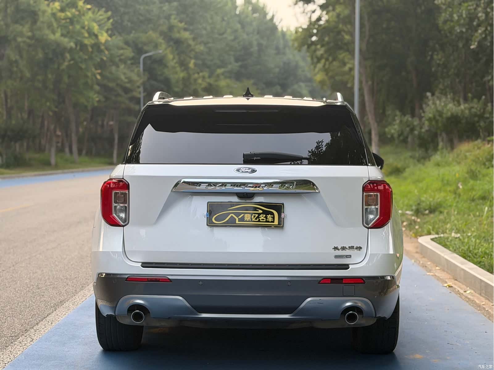 Ford Explorer, 2021 7