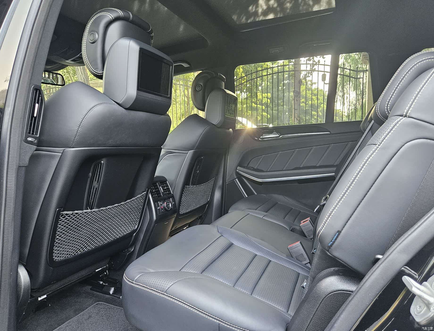 Mercedes-Benz GLS, 2017 8