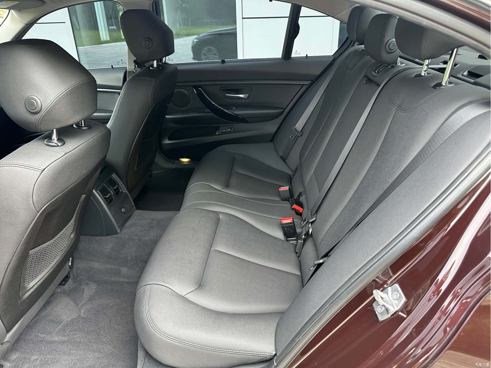 BMW 3 Series, 2017 8