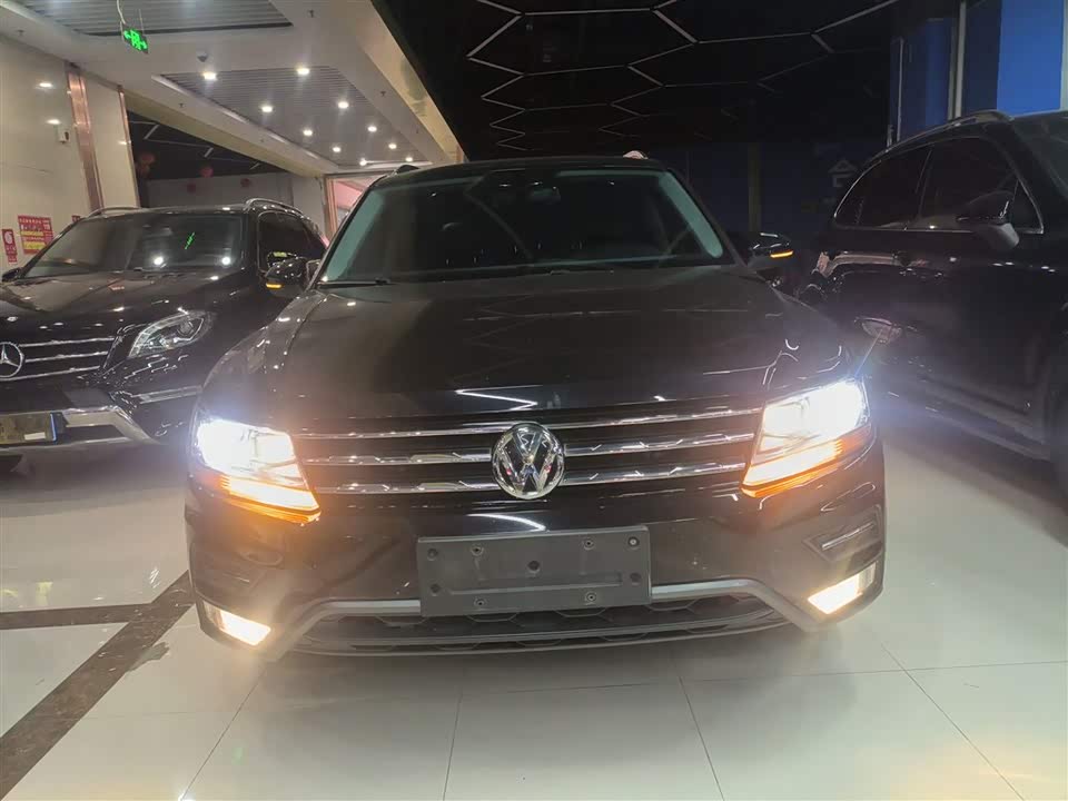 Volkswagen Tiguan L