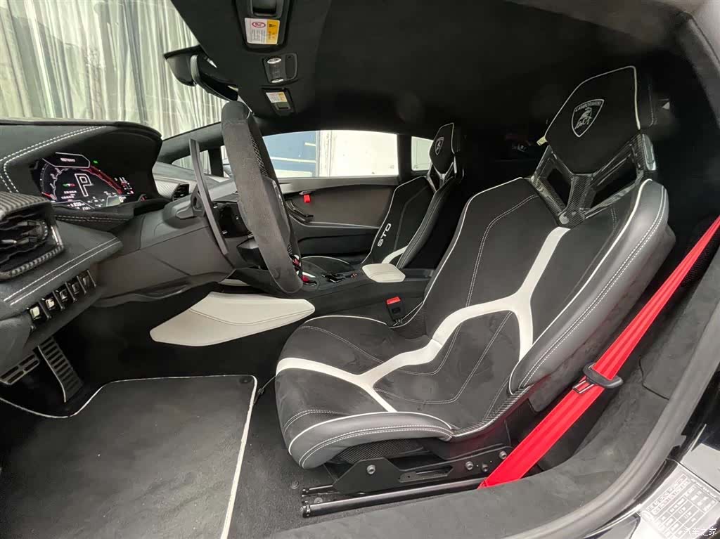 Lamborghini Huracán, 2022 16