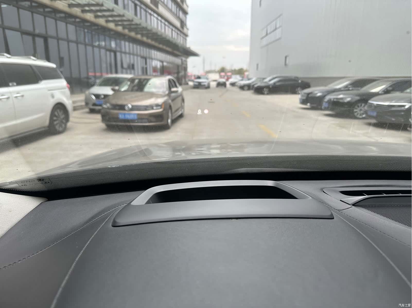 Volvo XC90, 2017 16
