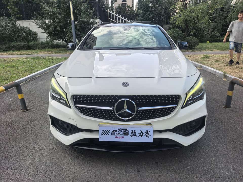 Mercedes-Benz CLA