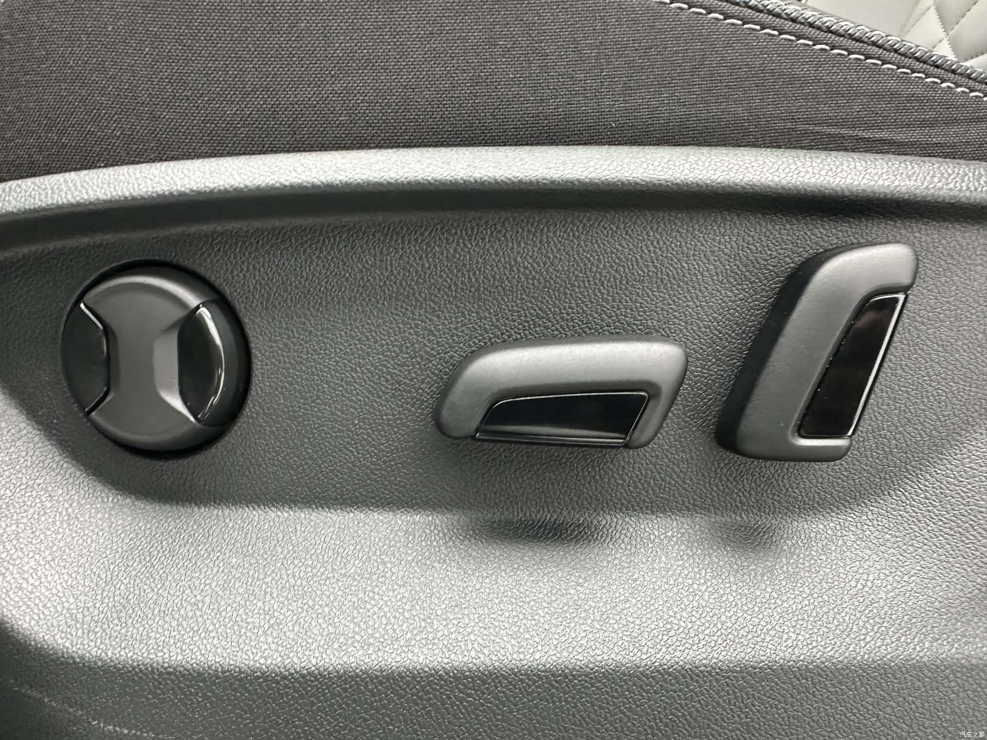 Volkswagen Tayron, 2023 13