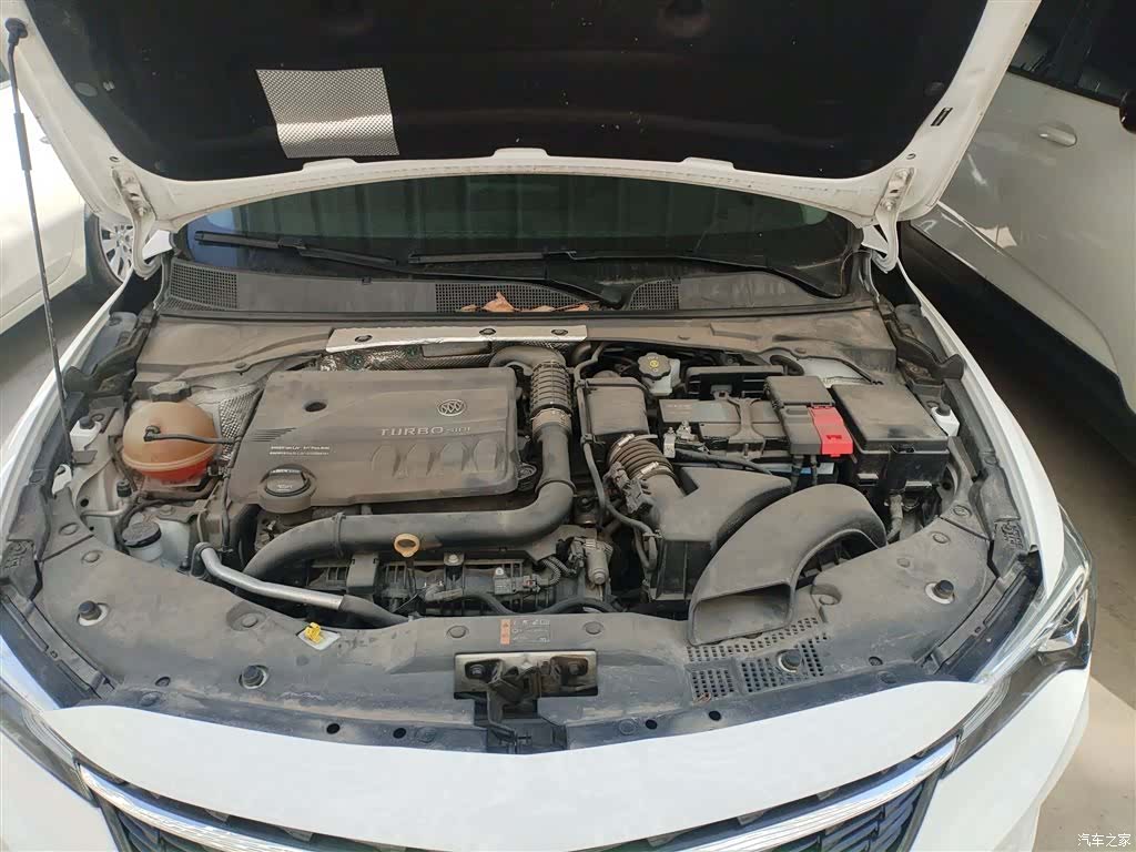 Buick Verano, 2022 13
